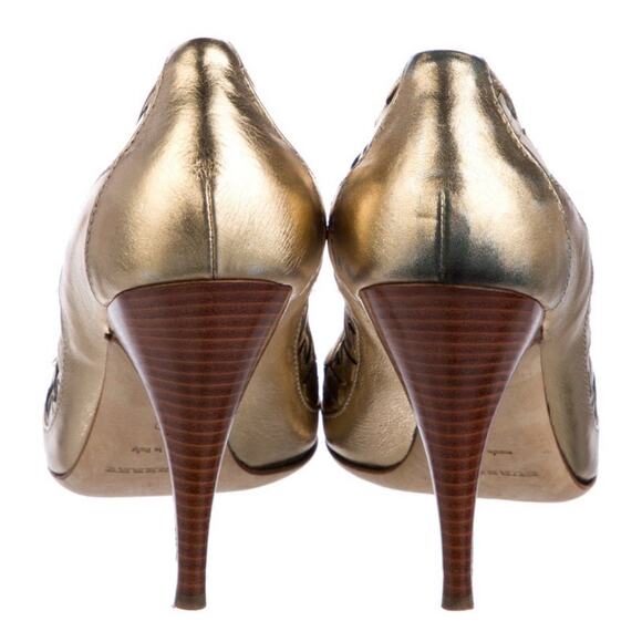 BURBERRY Metallic Gold Quilted Leather Heels Pumps EU 40 Dust Cover & Shoe Box - Picture 3 of 8